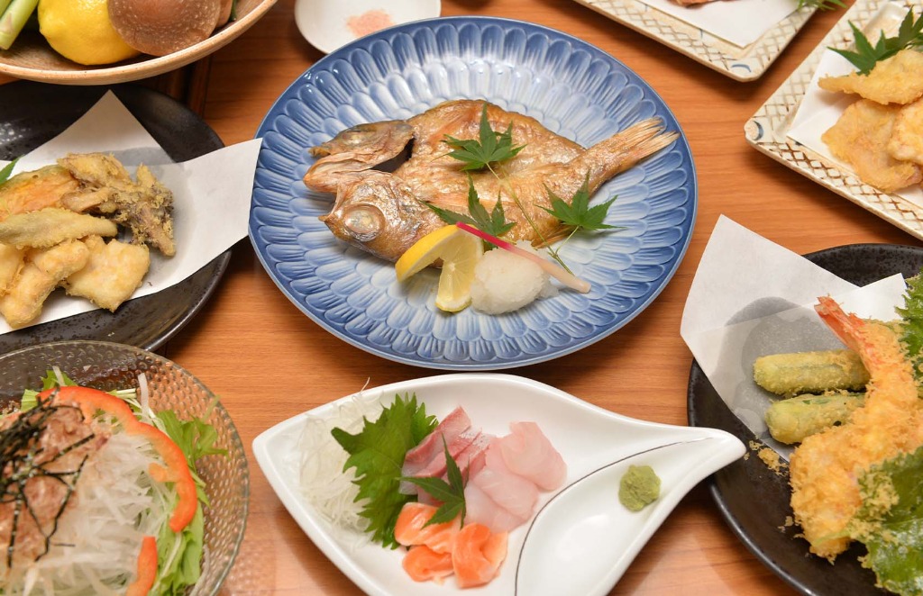 松江市で美味しい天ぷら・おでん・日本酒を楽しめる居酒屋をお探しなら当店へ！お得な飲み放題もやってます